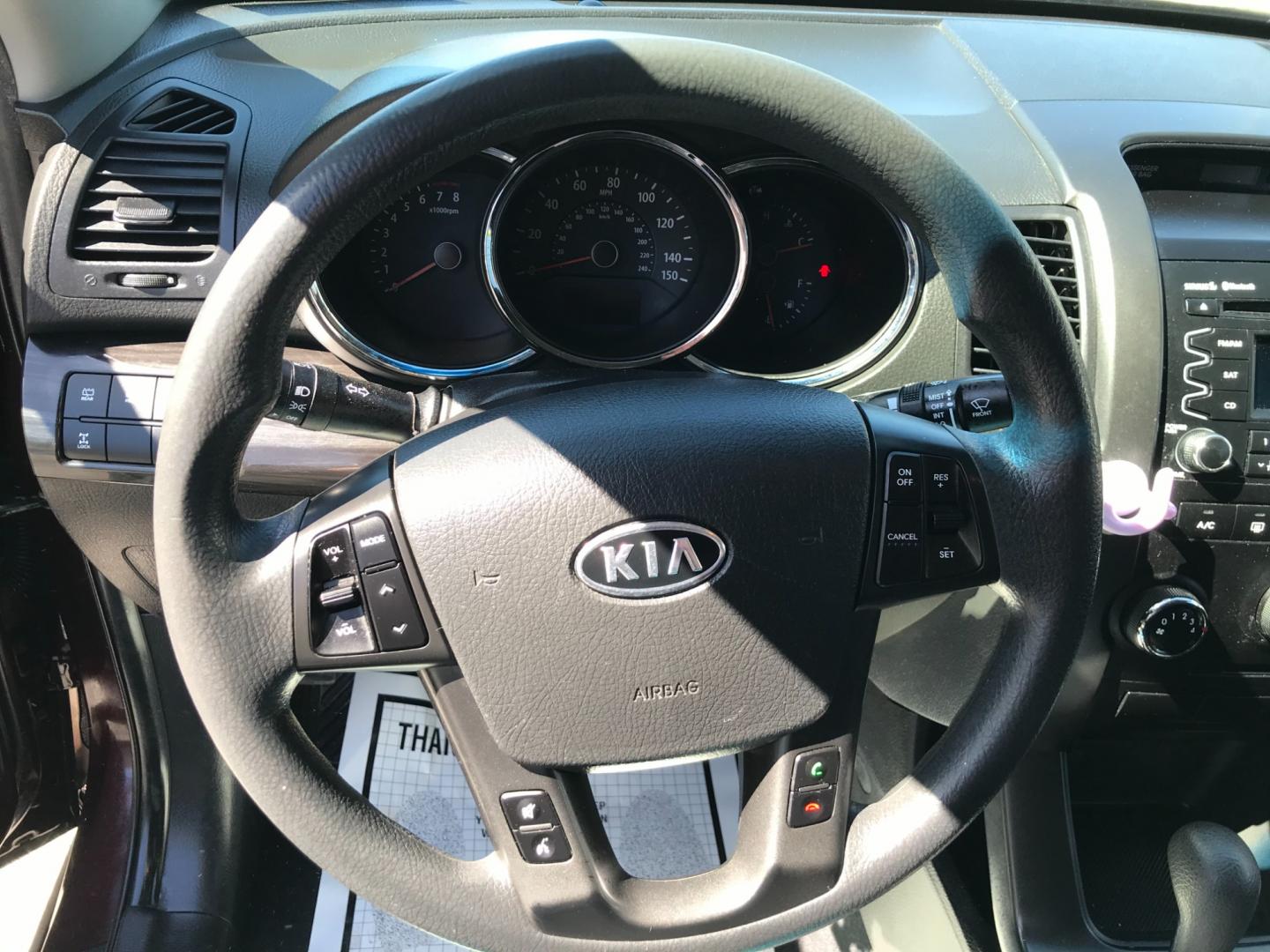 2012 Burgundy /Gray Kia Sorento LX (5XYKTDA29CG) with an 3.5 V6 engine, Automatic transmission, located at 577 Chester Pike, Prospect Park, PA, 19076, (610) 237-1015, 39.886154, -75.302338 - Photo#9